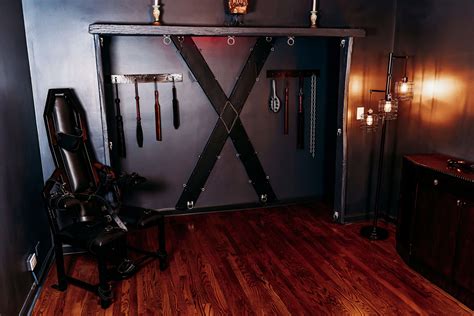 Chicago bdsm tryst - Hard limits include scat, vomit, and illegal activity. $50/30min. Virtual scenes are video chats with Mistress Marie that may include role playing scenarios, self exploration exercises, and/or a specific task. Mistress Marie's Dungeon is the only non member based BDSM club in Chicago. It was designed for self exploration and freedom. 
